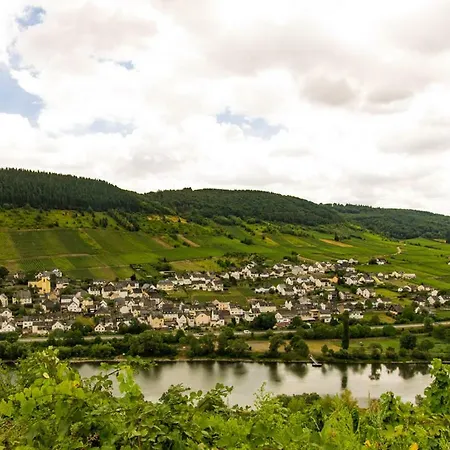 Gaestehaus Falklay Konukevi